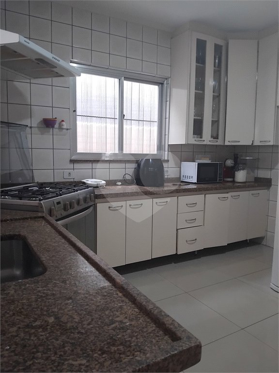 Sobrado à venda com 4 quartos, sendo 1 suíte, em Jardim Catanduva, São Paulo, SP