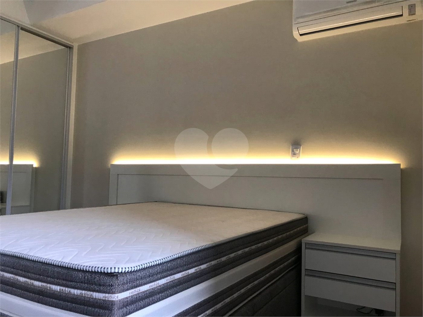 Apartamento à venda com 1 quarto em Empresarial 18 do Forte, Barueri, SP
