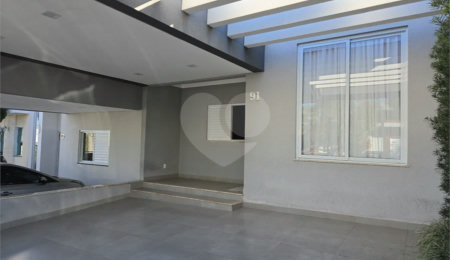 Casa à venda com 2 quartos, sendo 1 suíte,  no condomínio Horto Florestal II, Sorocaba - SP