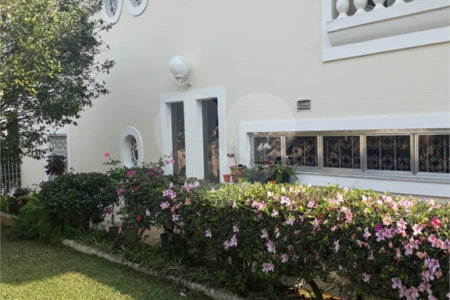 Casa à venda ou para alugar com 5 suítes em Jardim Leonor, São Paulo, SP