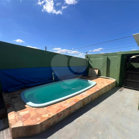 Casa à venda com 2 quartos, sendo 1 suíte, em Vila Barth, Itapetininga, SP
