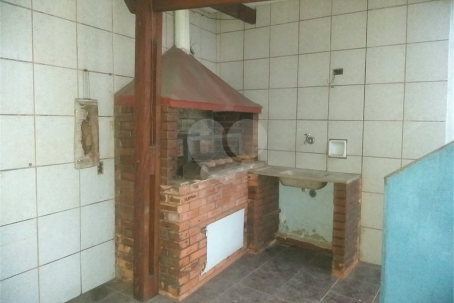 Casa à venda com 3 quartos, sendo 2 suítes, em Vila Paulicéia, São Paulo, SP
