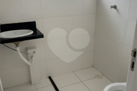 Casa à venda com 2 quartos no condomínio Sindona Parque 1, Cotia - SP