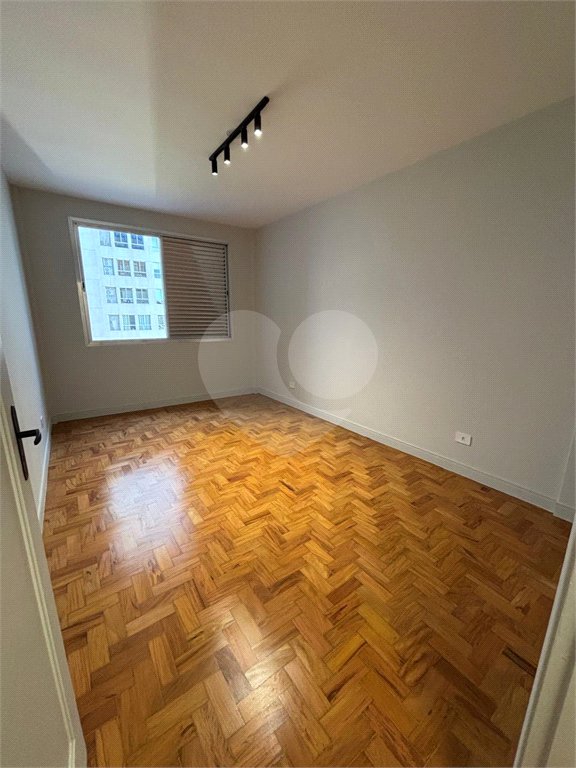 Apartamento à venda com 3 quartos, sendo 1 suíte, em Pinheiros, São Paulo, SP