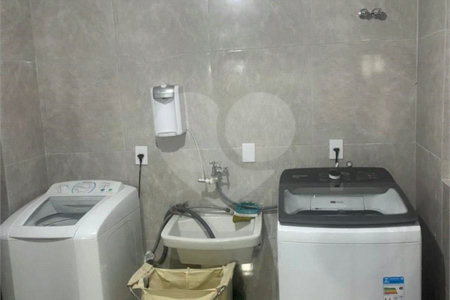 Casa à venda com 4 quartos, sendo 2 suítes, em Jardim Samara, São Paulo, SP