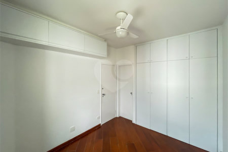 Apartamento à venda com 2 suítes em Indianópolis, São Paulo, SP