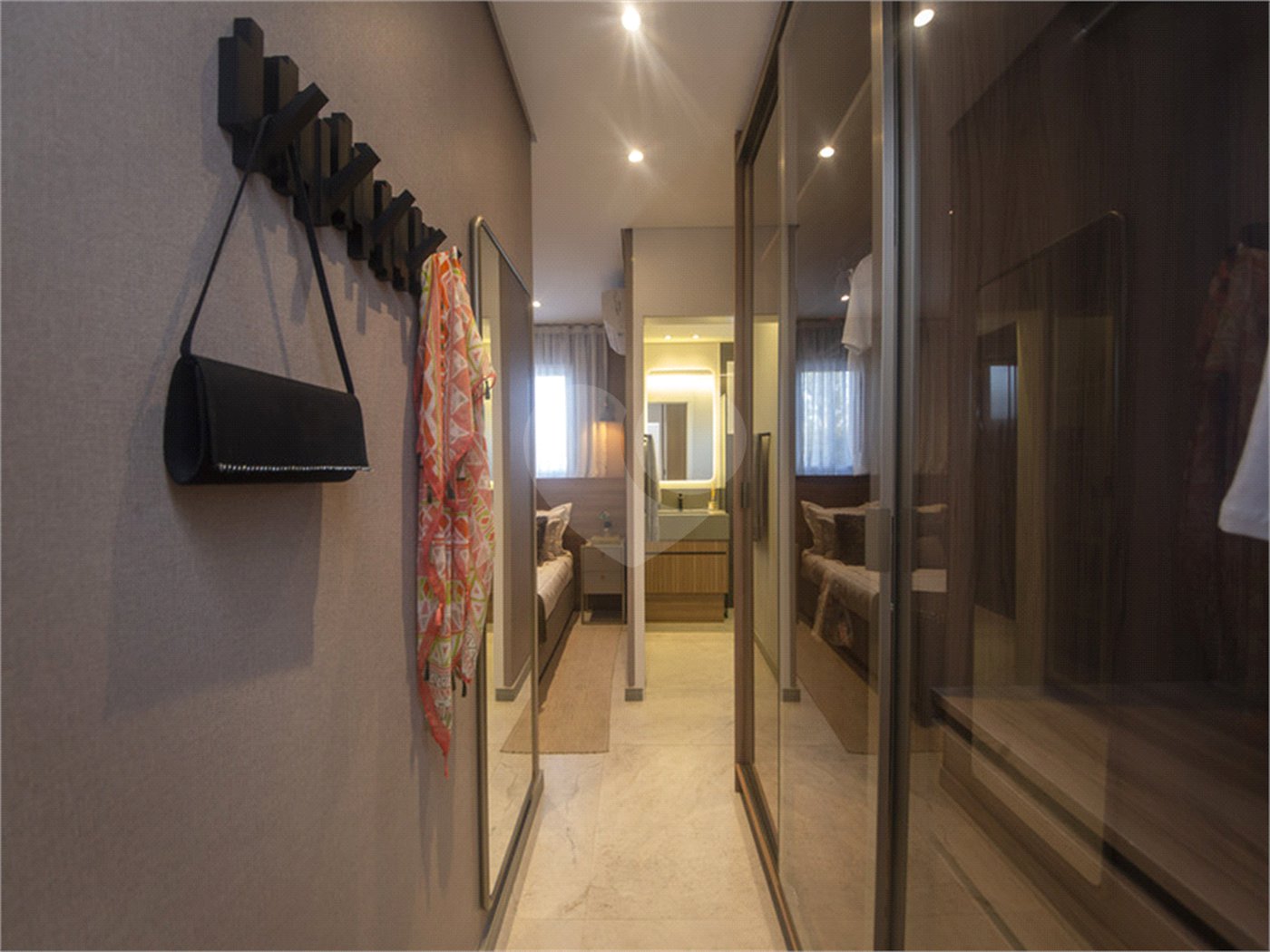 Apartamento à venda com 2 quartos, sendo 1 suíte,  em Vila Espírito Santo, Sorocaba, SP