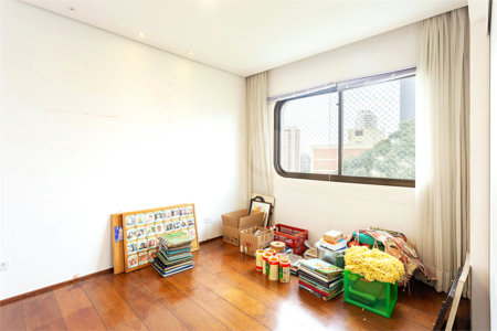 Apartamento à venda com 4 suítes em Campo Belo, São Paulo, SP