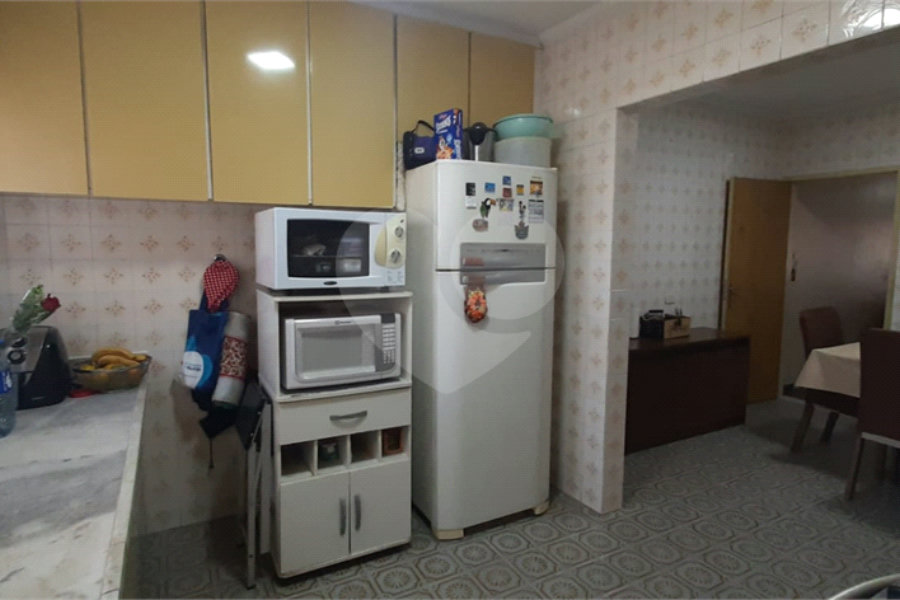 Sobrado à venda com 3 quartos, sendo 1 suíte, em Tremembé, São Paulo, SP