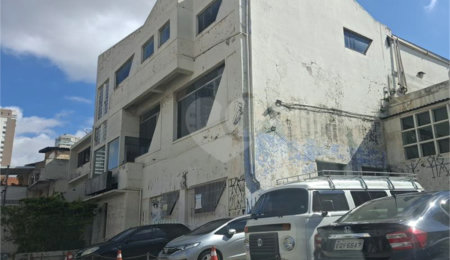 Prédio à venda em Imirim, São Paulo, SP