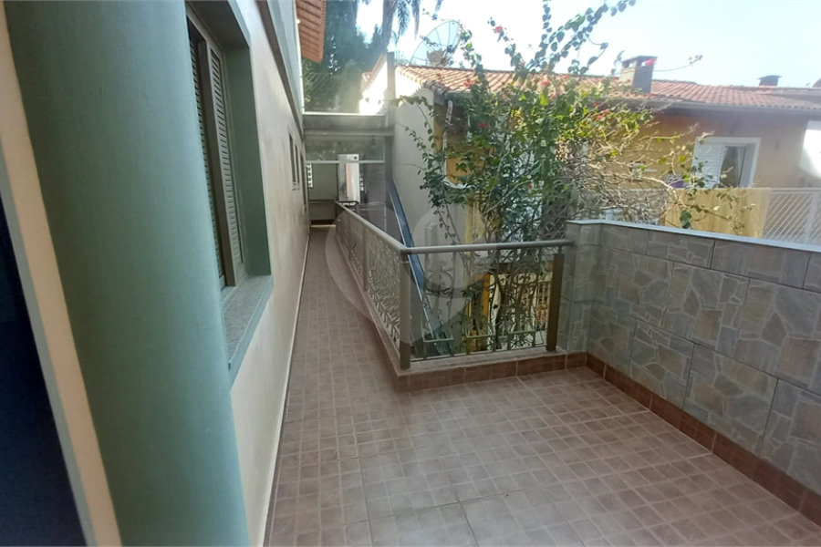 Sobrado à venda com 4 quartos, sendo 2 suítes, em Tremembé, São Paulo, SP