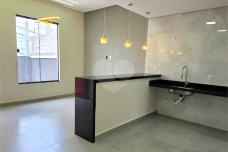 Casa à venda com 3 quartos, sendo 1 suíte, em Vila Barão, Sorocaba, SP