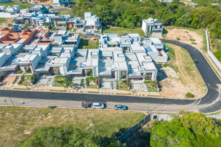 Casa à venda com 3 quartos, sendo 1 suíte, no condomínio Residencial London Park, Indaiatuba - SP