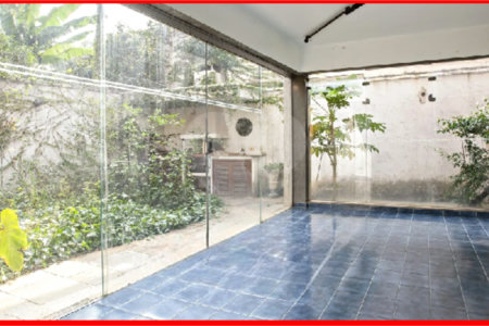 Casa à venda com 3 quartos, sendo 1 suíte, em Pinheiros, São Paulo, SP