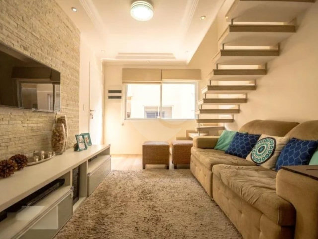 Casa à venda com 2 quartos, sendo 1 suíte,  no condomínio Residencial Felicitá, São Paulo - SP