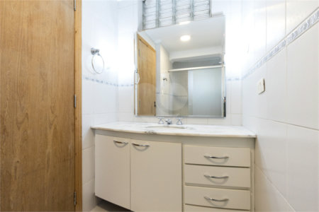Apartamento à venda com 3 quartos, sendo 1 suíte, em Perdizes, São Paulo, SP
