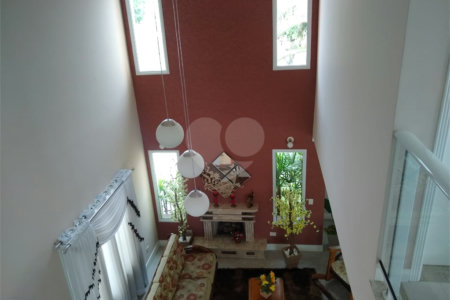 Casa à venda com 5 quartos, sendo 4 suítes,  no condomínio Parque Shambala, Atibaia - SP