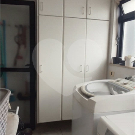 Apartamento à venda com 3 quartos, sendo 2 suítes,  em Vila Oliveira, Mogi das Cruzes, SP