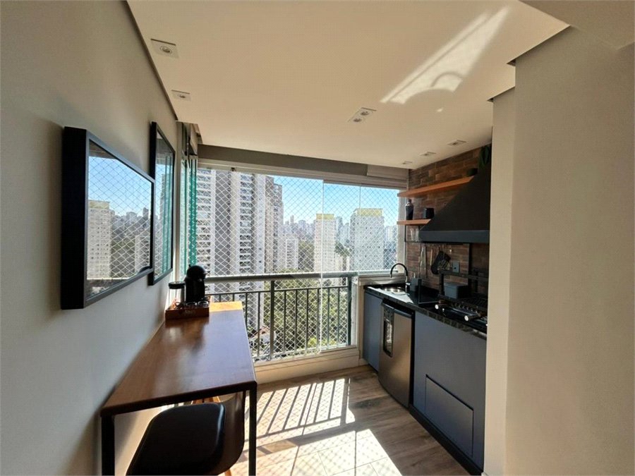 Apartamento à venda com 2 quartos, sendo 1 suíte, em Vila Andrade, São Paulo, SP