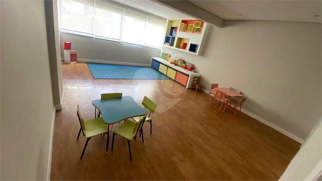 Apartamento à venda com 3 suítes em Vila Romana, São Paulo, SP