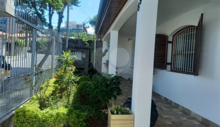 Casa Térrea à venda com 3 quartos, sendo 1 suíte,  em Cidade Dutra, São Paulo, SP