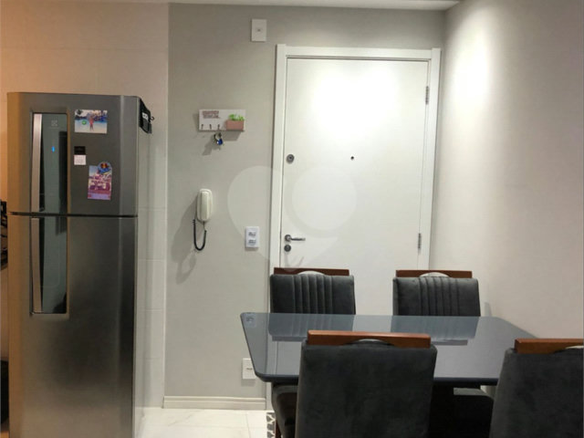 Apartamento à venda com 2 quartos em Cidade Tiradentes, São Paulo, SP