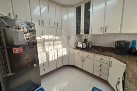 Sobrado à venda com 3 quartos, sendo 1 suíte, em Vila Jaguara, São Paulo, SP