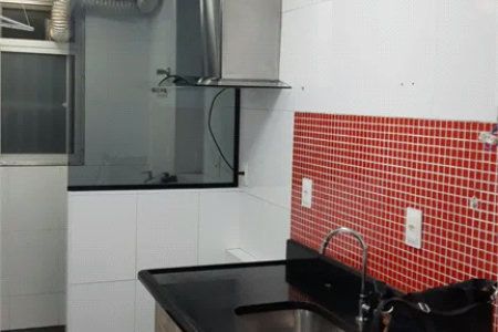 Apartamento à venda com 2 quartos em Vila das Belezas, São Paulo, SP