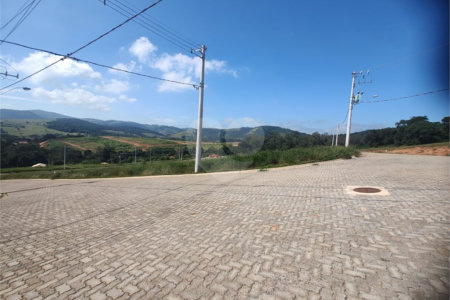 Terreno à venda no condomínio Residencial Solar São Judas Tadeu, Piracaia - SP