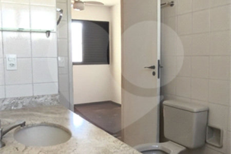Apartamento à venda com 3 quartos, sendo 1 suíte, em Pinheiros, São Paulo, SP