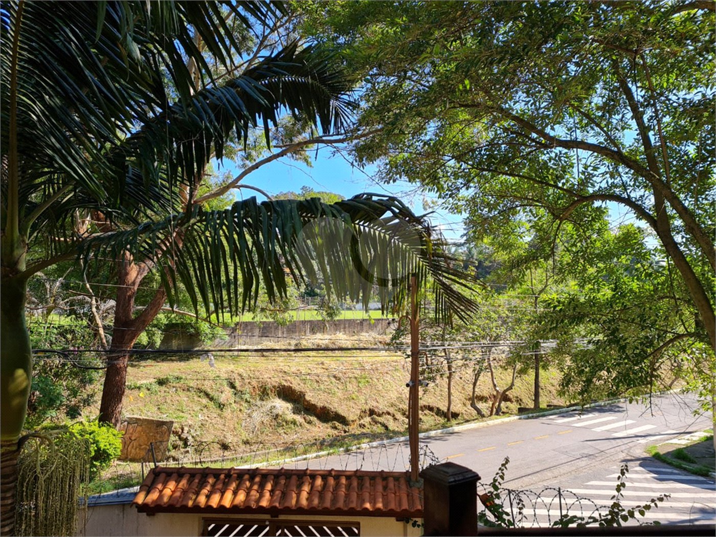 Sobrado à venda com 4 quartos, sendo 1 suíte,  em Jardim Leonor Mendes de Barros, São Paulo, SP