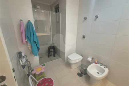 Apartamento à venda com 3 quartos, sendo 1 suíte, em Itaim Bibi, São Paulo, SP