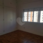 Apartamento à venda com 3 quartos, sendo 1 suíte, em Jardim Paulista, São Paulo, SP