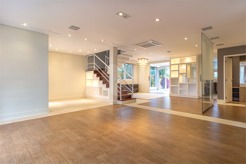 Casa à venda com 4 suítes no condomínio Las Cumbres, São Paulo - SP