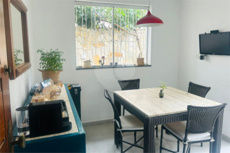 Casa à venda com 3 quartos, sendo 1 suíte, em Vila Cordeiro, São Paulo, SP