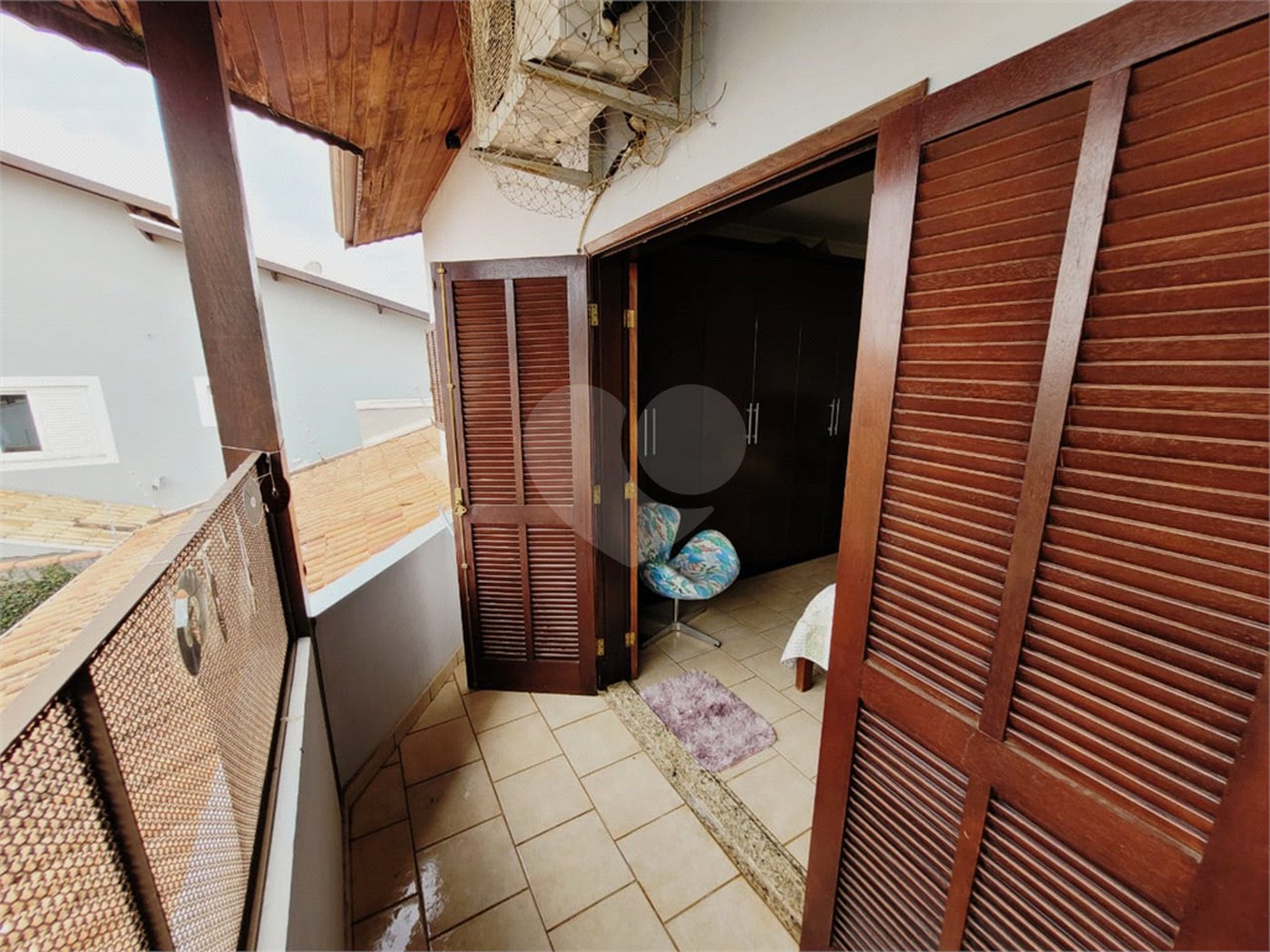 Sobrado à venda com 4 quartos, sendo 1 suíte, em Jardim Regina, Indaiatuba, SP