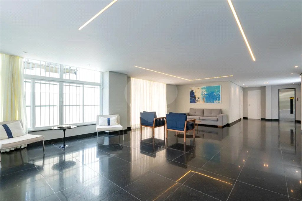 Apartamento à venda com 3 quartos, sendo 1 suíte, em Itaim Bibi, São Paulo, SP