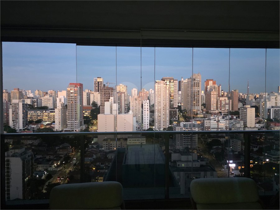 Apartamento à venda ou para alugar com 3 suítes em Perdizes, São Paulo, SP