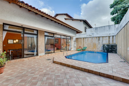 Casa de Vila à venda com 4 quartos, sendo 2 suítes,  no condomínio City Campo Grande, São Paulo - SP
