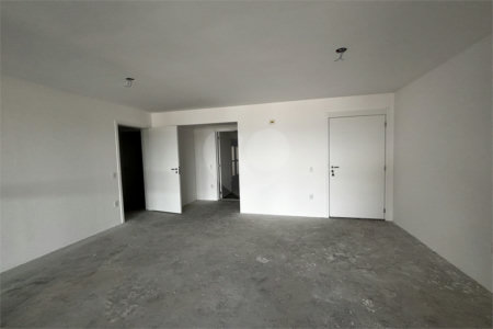 Apartamento à venda com 3 suítes em Vila Romana, São Paulo, SP