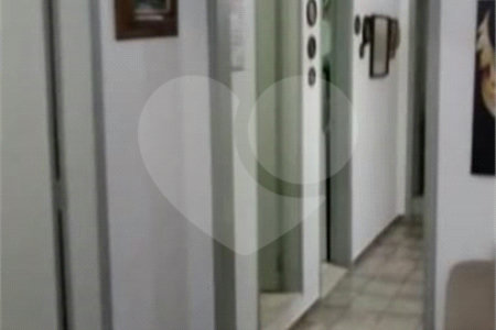 Casa Térrea à venda com 6 quartos em Jardim Rosana, São Paulo, SP