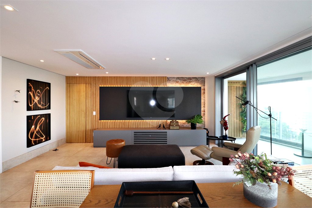 Apartamento à venda com 4 suítes em Santana, São Paulo, SP