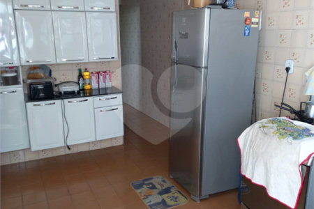 Casa à venda com 2 quartos em Cambuci, São Paulo, SP