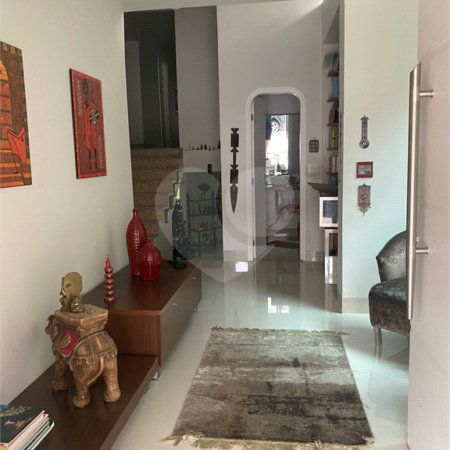 Casa à venda com 4 suítes no condomínio Granja Morumbi, São Paulo - SP