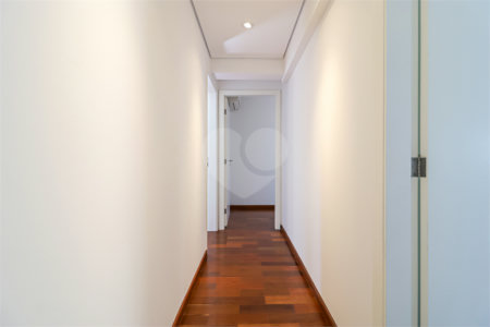 Apartamento à venda com 3 suítes em Cidade Monções, São Paulo, SP