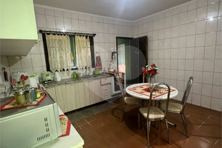 Casa à venda com 3 quartos, sendo 1 suíte,  em Mogi Moderno, Mogi das Cruzes, SP
