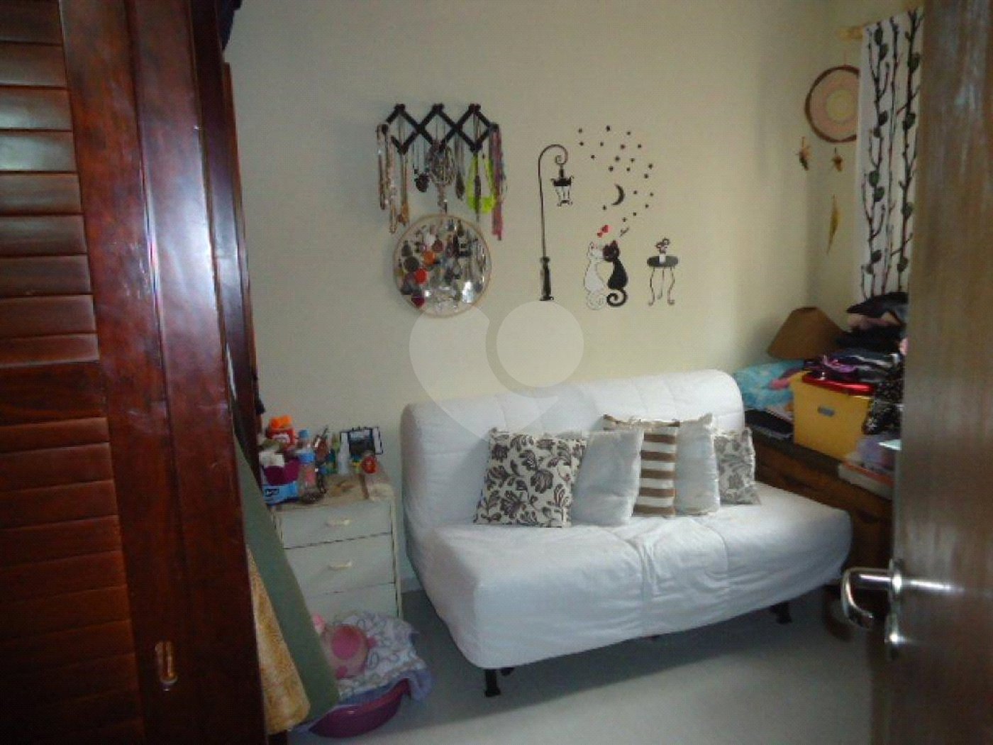 Casa à venda com 3 quartos, sendo 1 suíte, em Jardim das Vertentes, São Paulo, SP