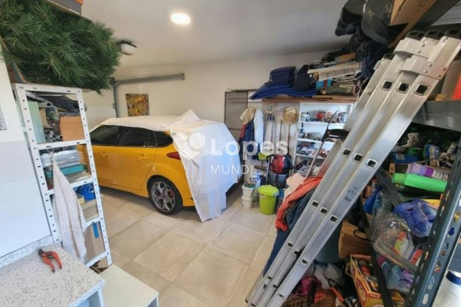 Casa com 3 quartos à venda em Mexilhoeira Grande, Portimão, Portugal – Piscina