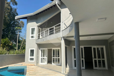 Casa à venda com 4 suítes no condomínio Jardim Paulista I, Vinhedo - SP
