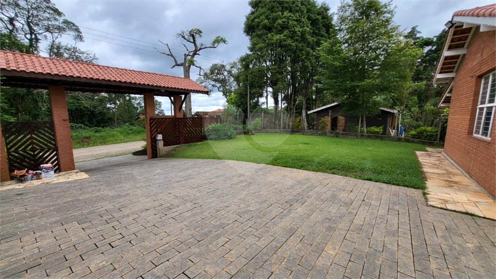 Chácara à venda com 3 quartos, sendo 2 suítes, em Planalto Verde, São Roque, SP